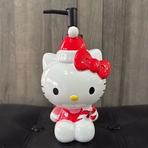 New Christmas Hello Kitty Sitting In Red Santa Hat Lotion Soap Dispenser Pump